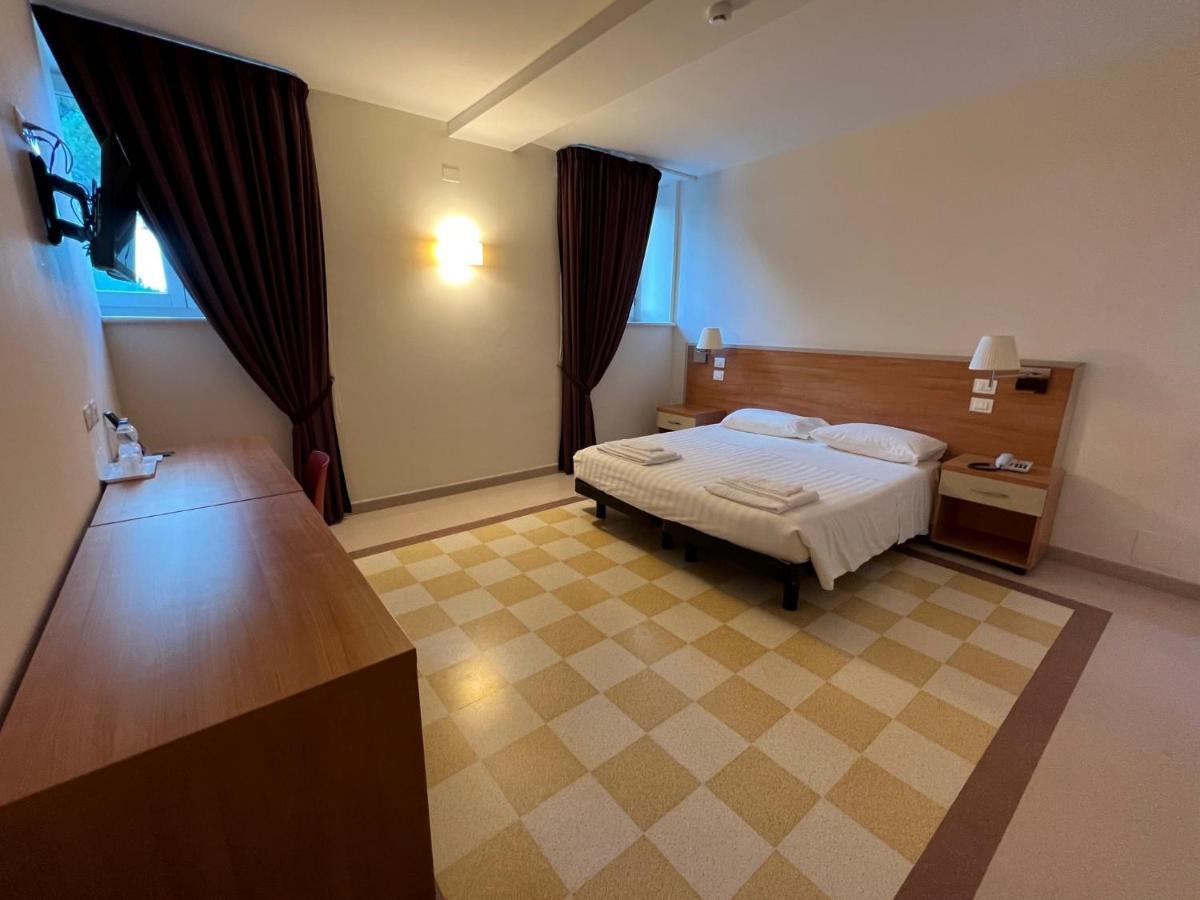 Domus Stella Maris - Casa Per Ferie Hotel Ancona Ngoại thất bức ảnh